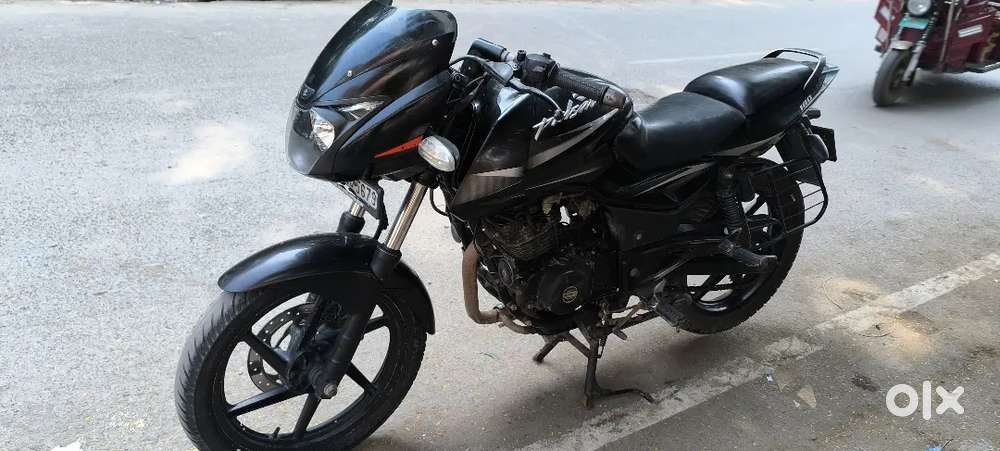 Bajaj pulser,180