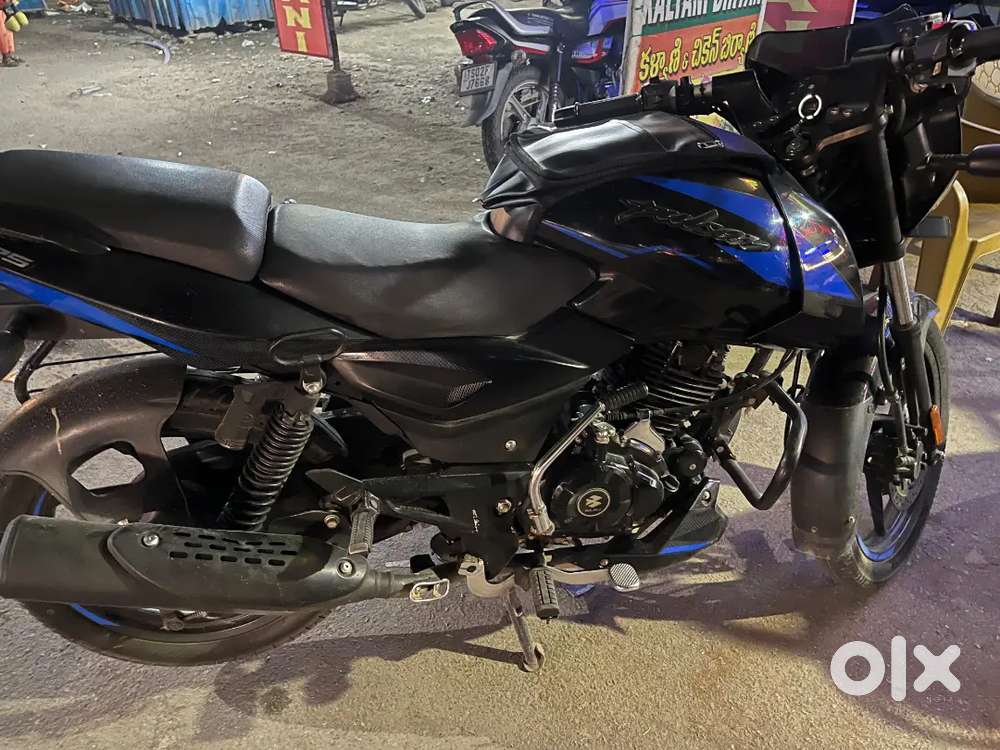 Selling my pulsar 125 which is in good condition