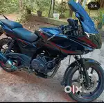 Pulsar 220
