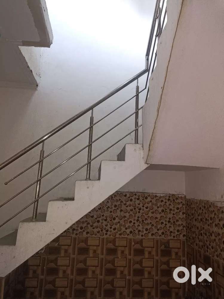 75 gaj house pakki colony mein, shiv Nagar don Bosco najafgarh gali 18
