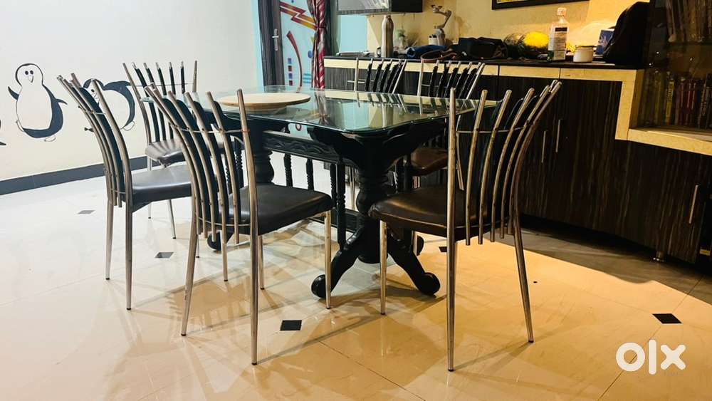 Dinning Table