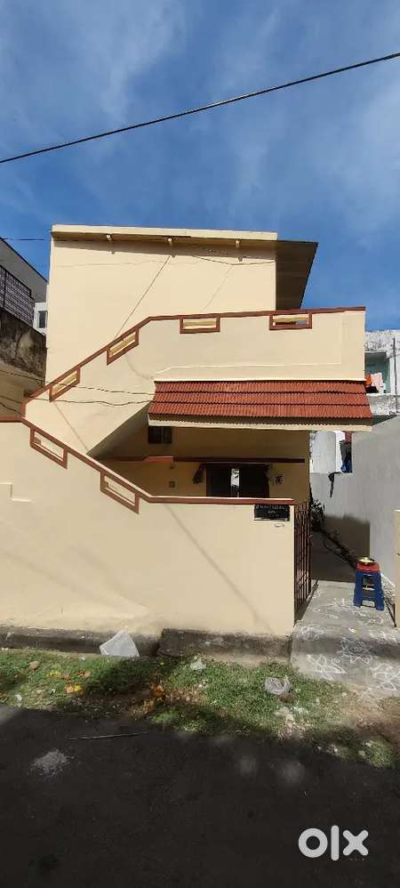 Individual House for Resale