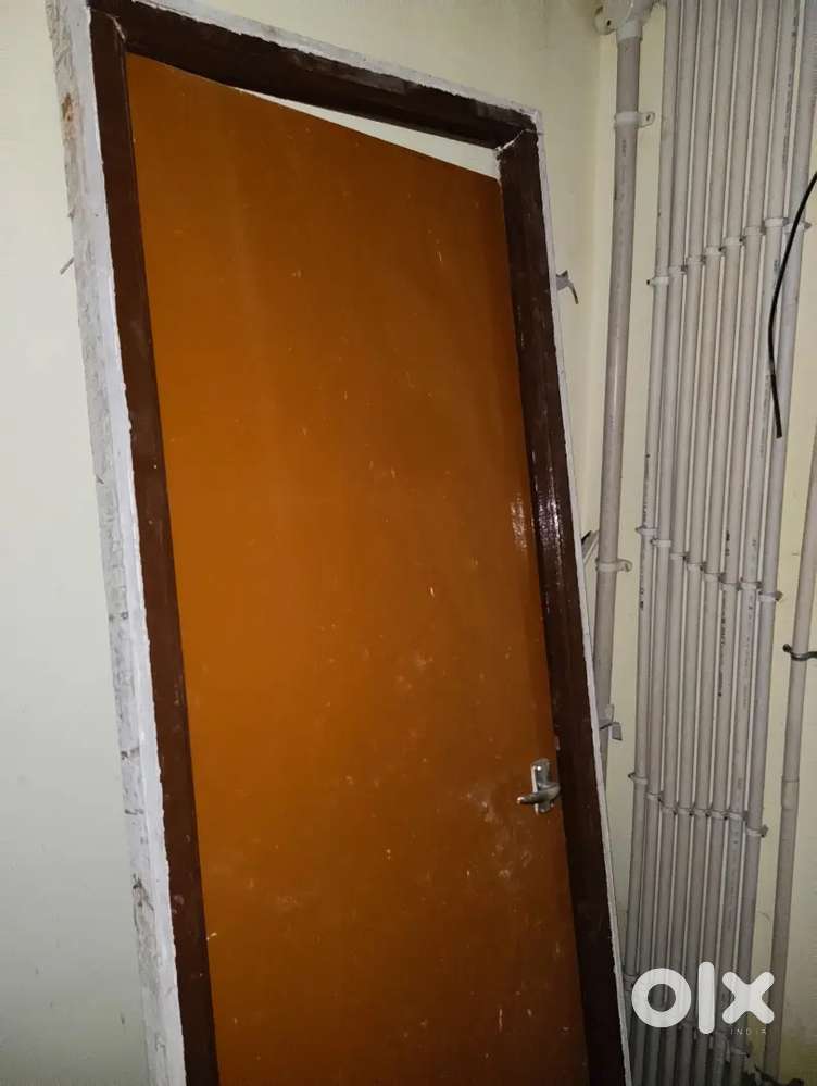 Wooden doors for urgent sale.
