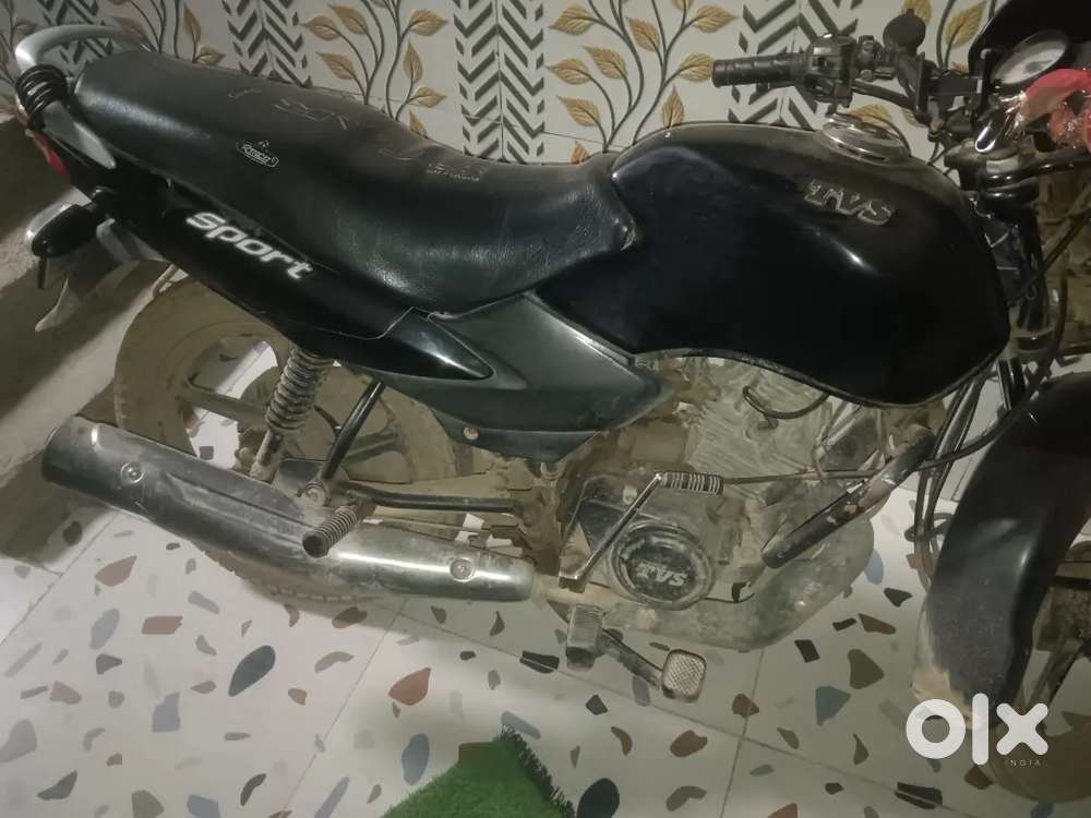 Model 2024 km meter 50574  rupees 45000 ki bakni h