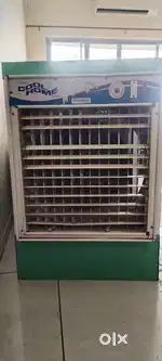 Heavy cooler with iron stand
