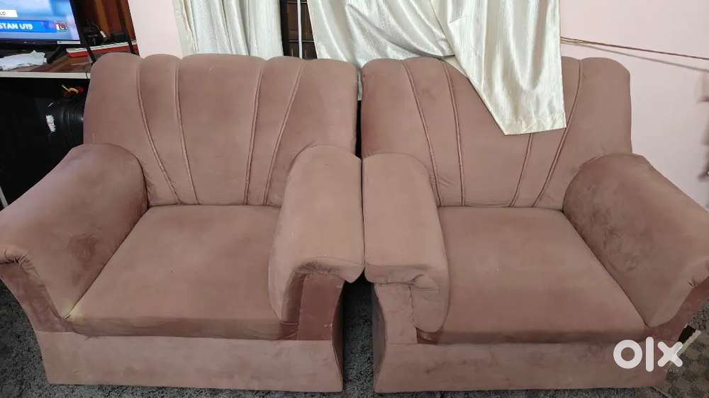 5 seater Sofa for sale.