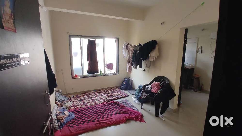 1 male required for Rs.3250