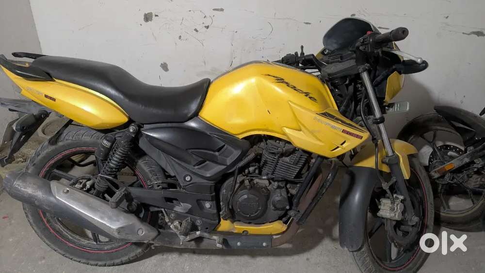 TVS Apache RTR160
