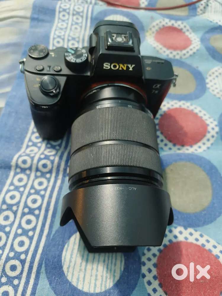 Sony M3 Camra with 28-70 lens with battery and charger