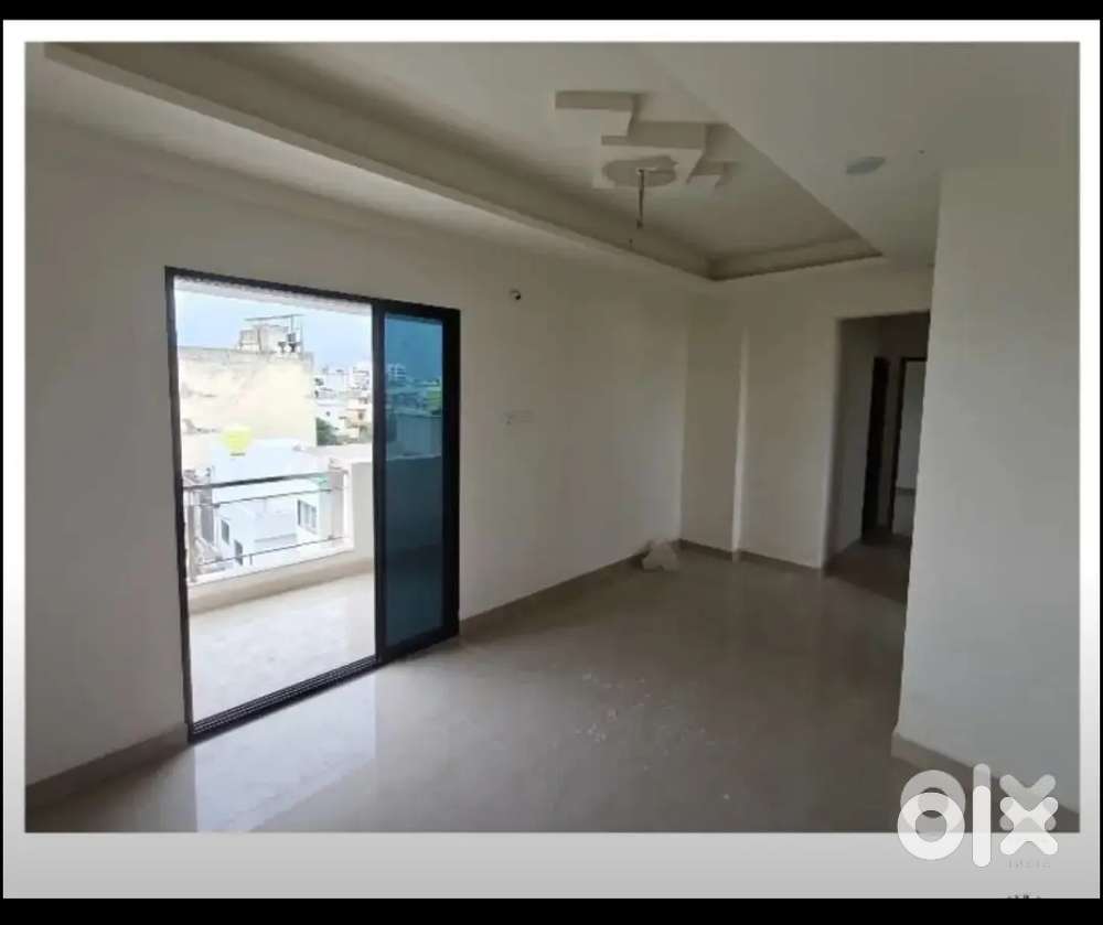 Need a roommate in 2 bhk flat