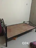 Double size Metal Cot- excellent condition