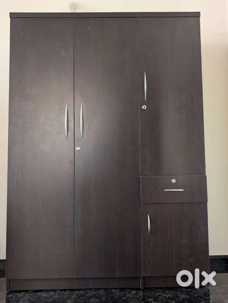 3 Door Wardrobe