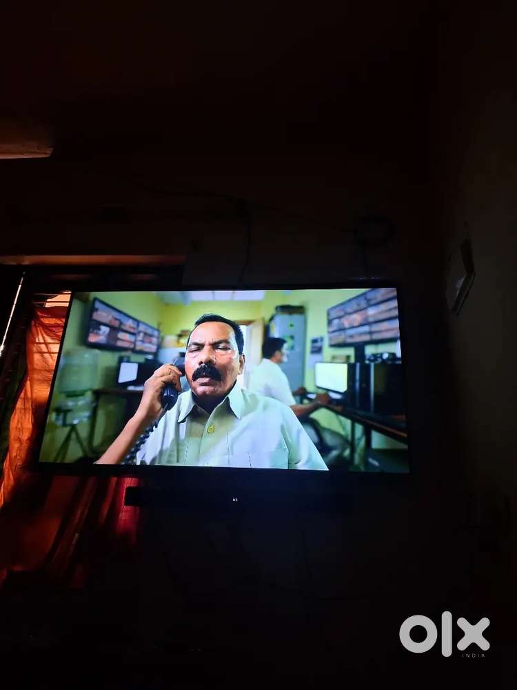 Led tv 65inch 4k android tv Panasonic