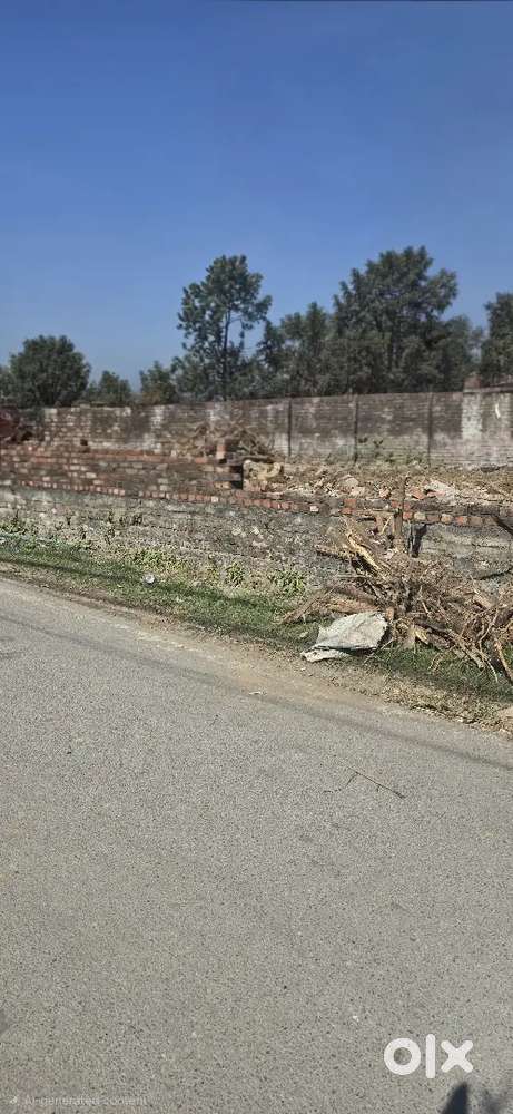 Poori patti for sale in durga colony chandermani dehradun