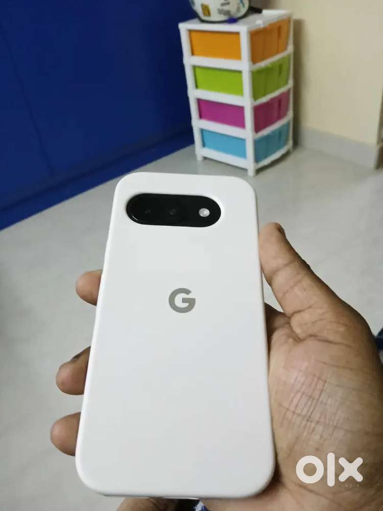 Google Pixel 9a just 4months old with original case and charger