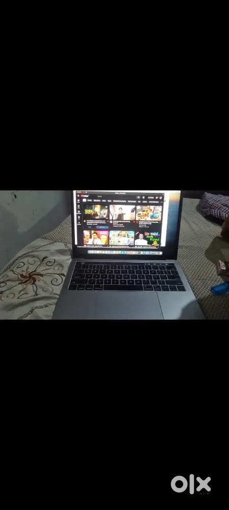 Apple macbook air pro