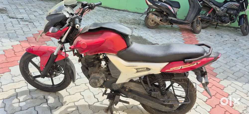 YAMAHA SZR; MODEL 2011; SELF STARTER ALLOY FRONT DISC; RED COLOUR; BS3