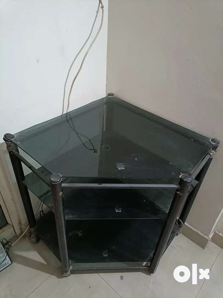 Black Glass side corner TV table with very good condition