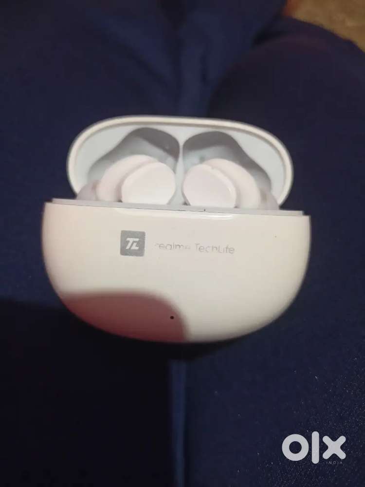 Realme tech life buds