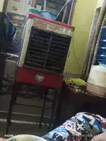 Cooler with stand