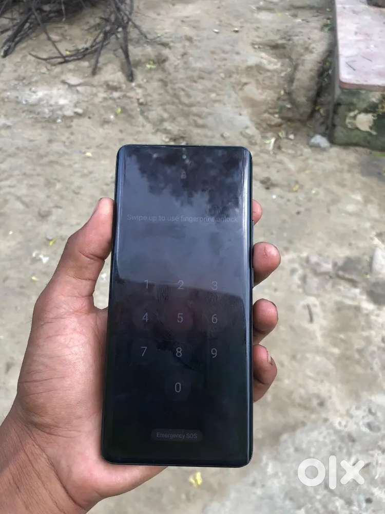 Realme 11pro plus 5g 8+8 256 koi kami nhi h