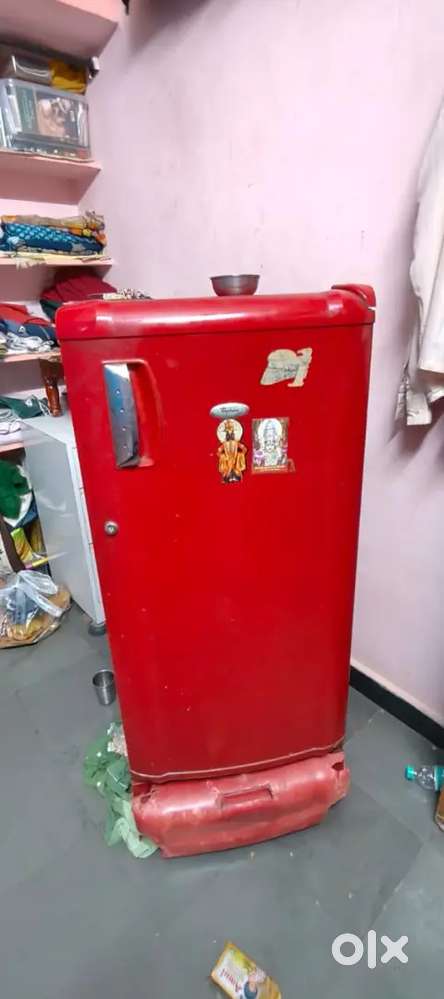 Fridge is in good condition whirpool company