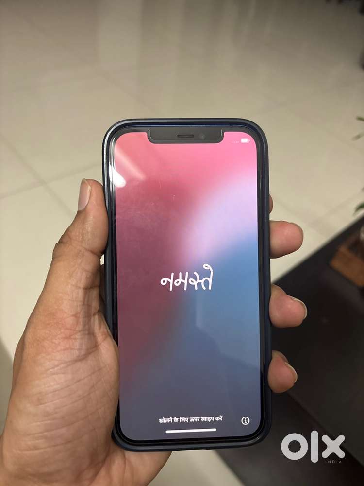 Iphone 12 128gb mint condition - 4 years old