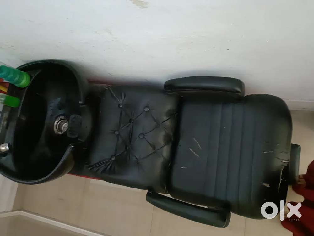 Henna bed for beauty parlour