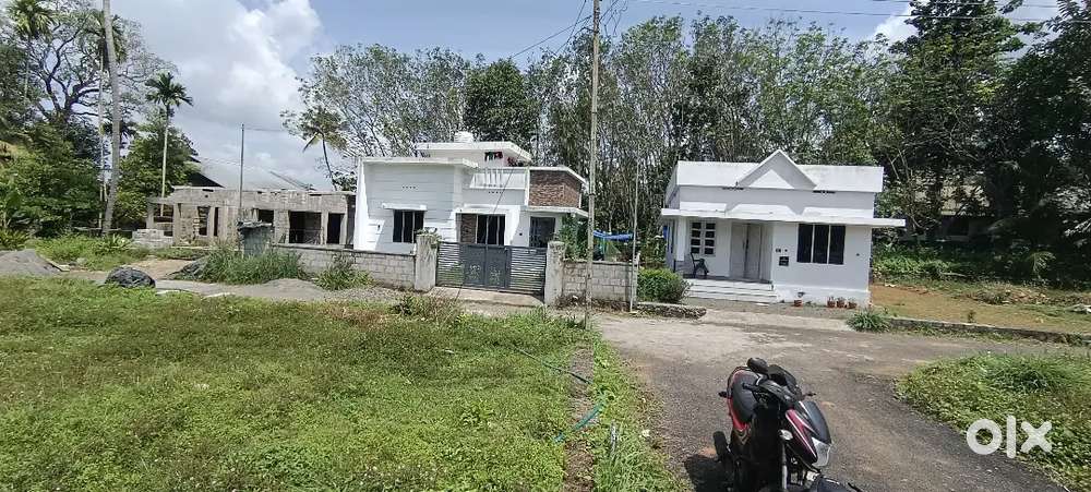 ANGAMALY HOUSE PLOTS 4,5,8, 10 CENT AVAILABLE