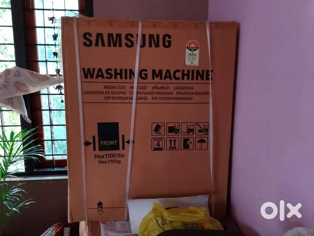 10 month old semi automatic washing machine