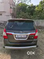 Toyota Innova 2015