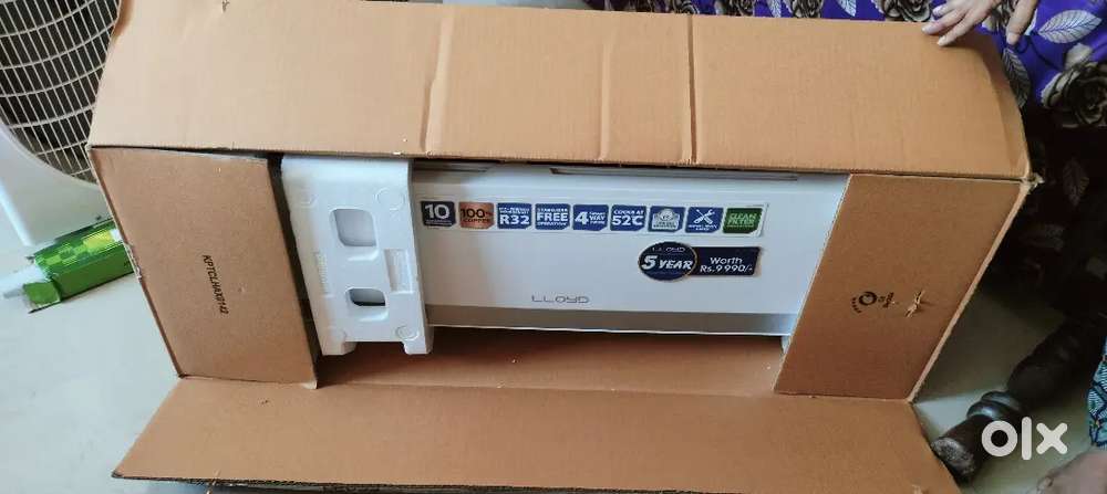 Lloyd AC indoor and outdoor with stand