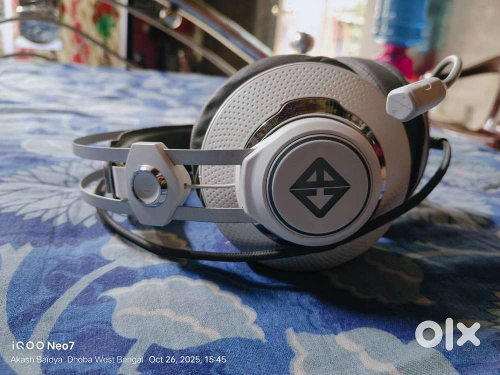Cosmic byte proteus gaming headset