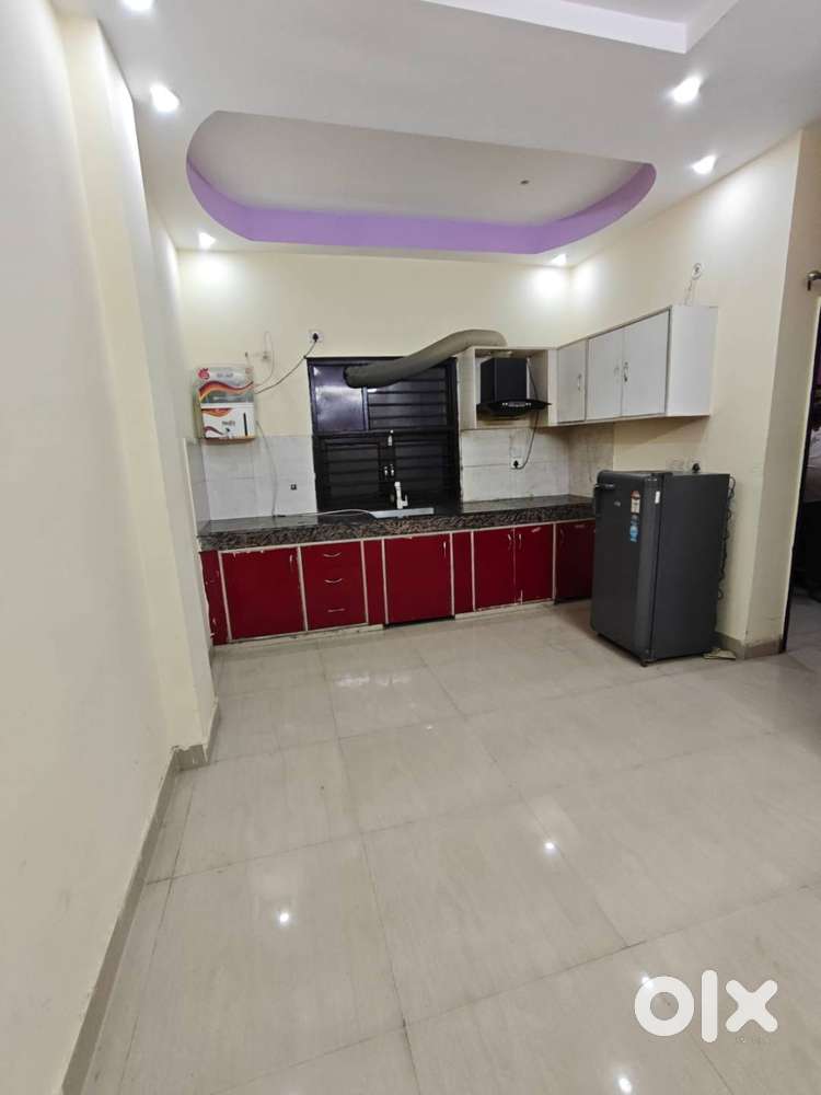 2 BHK 1 Toilet Plus Study Room For Rent Near Noida Sector 63 Metro