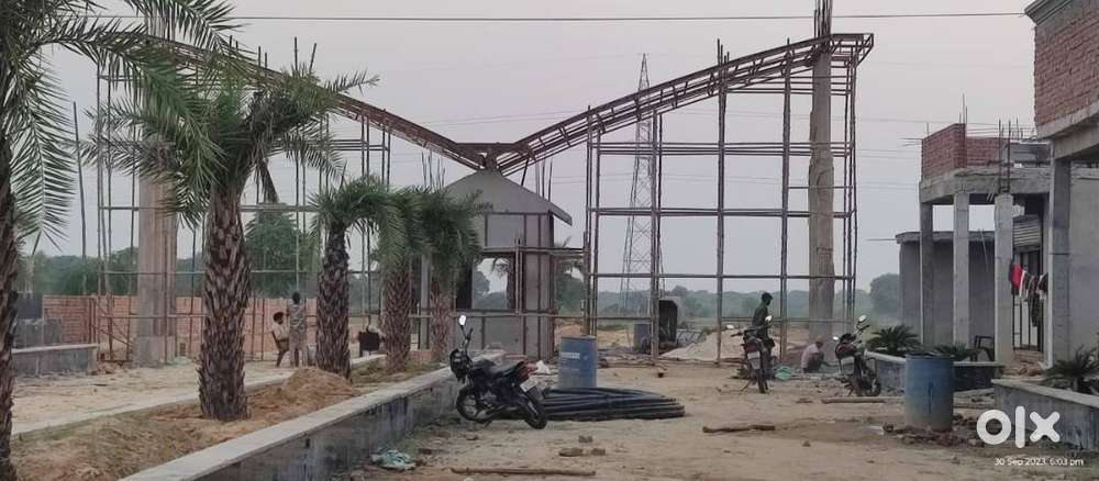 अब आप मेन हाईवे पर श्री धाम वृन्दावन में अपना मनपसंद प्लॉट खरीद सकते ह