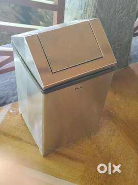 Steel body dustbin