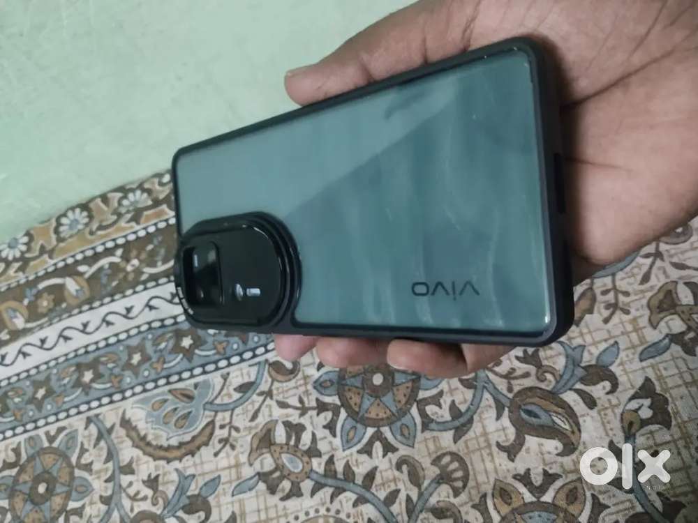Vivo v30 pro  34,999/-