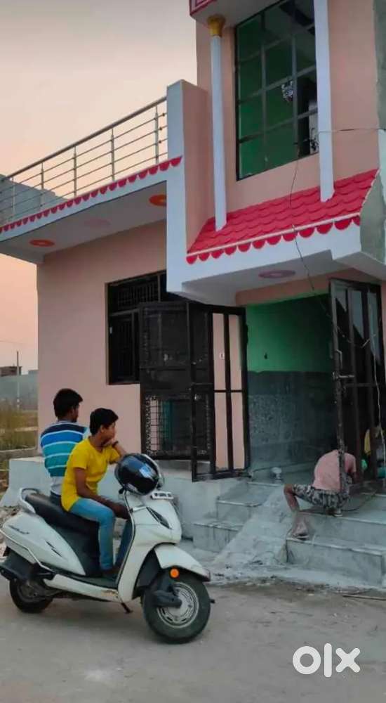 Independent house & Plot available in Gated Society with Bank Loan