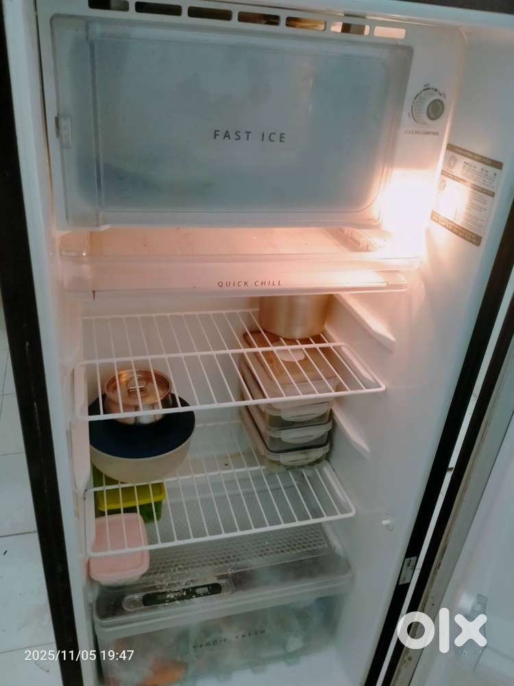 190 litre Refrigerator in good condition