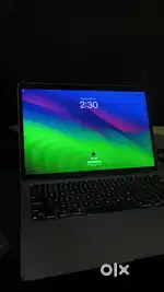 MacBook M1 8GB/256GB (6months old)