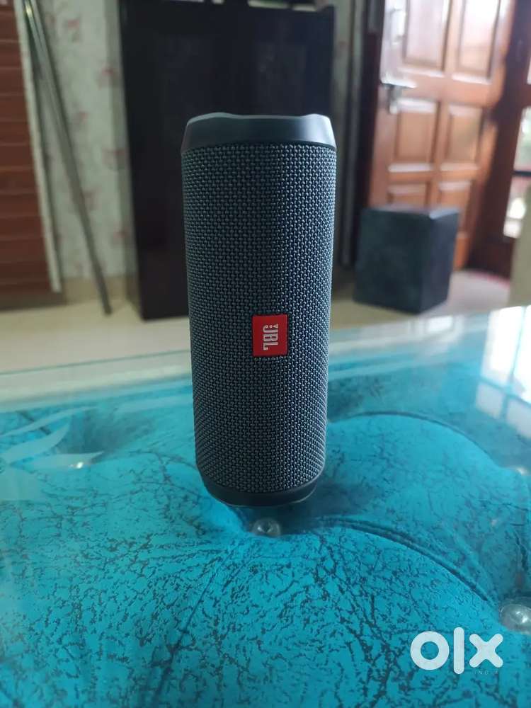 Jbl flip Essential 2