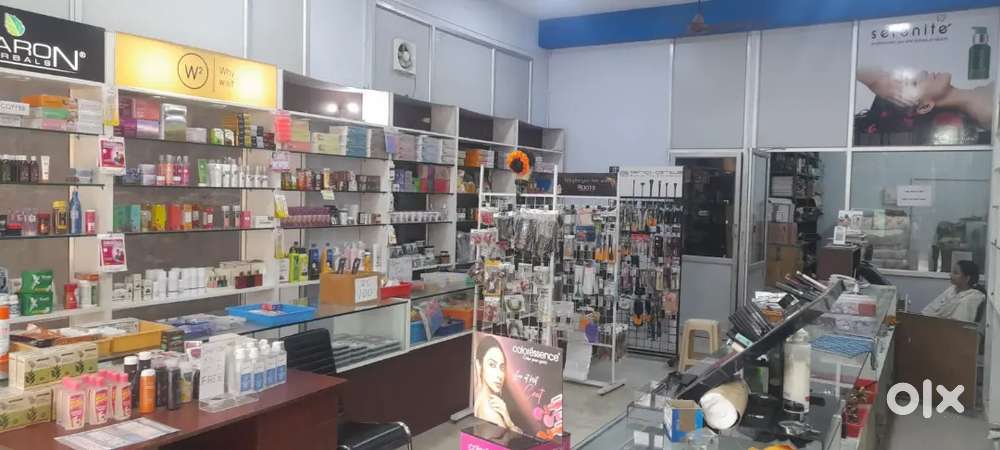 Fully furnished showroom for rent Tirupur prime location