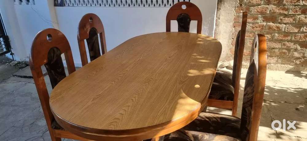 Pure Wooden 6-chaired Dining table