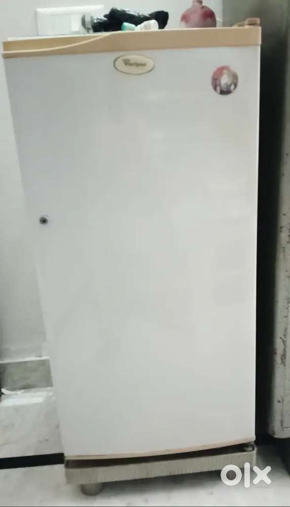 Whirlpool 165 litre refrigerator