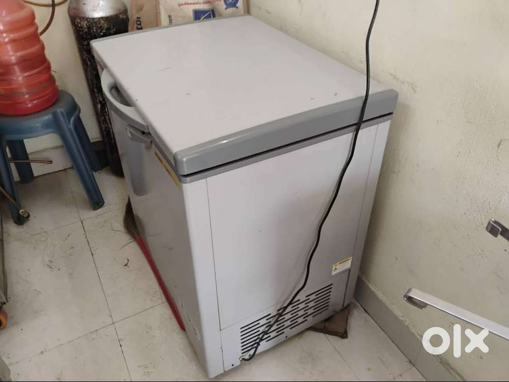 Ice Cream Freezer(Brand: Voltas ,Gross Volume: 150L)