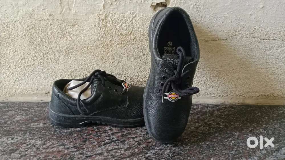 Worrier shoes size 9