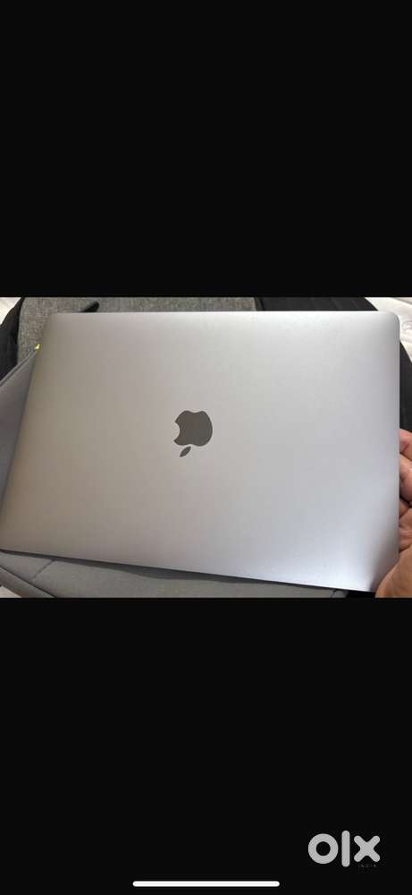Macbook air 13.3 inch laptop