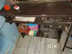 Computer table