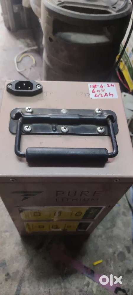 7500 only Electric bike battery 60 v 42AH 90r422u58b27y2