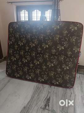 Sleepwell mattress 75 x 60 inches